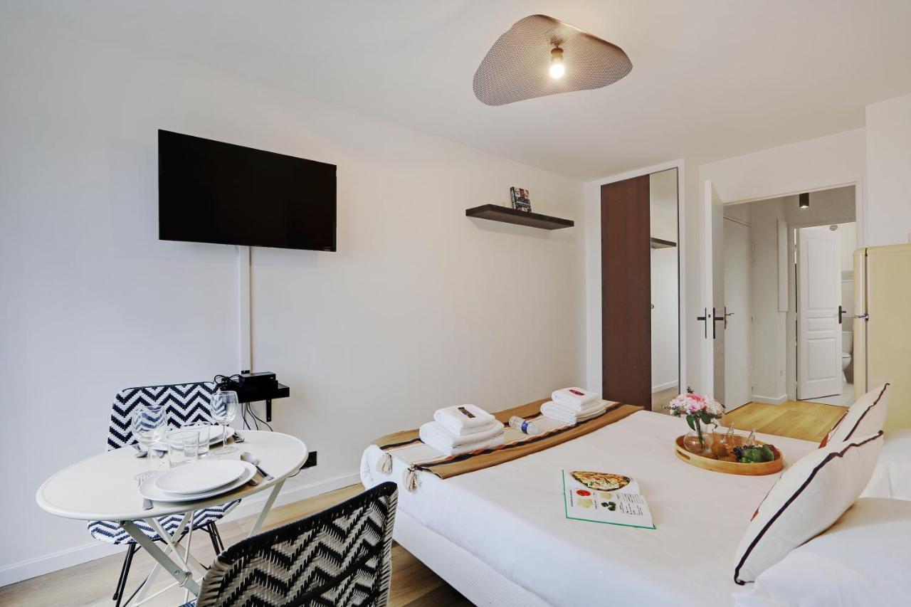 Buttes Chaumont - Sunny 2P Apartment Paris Luaran gambar