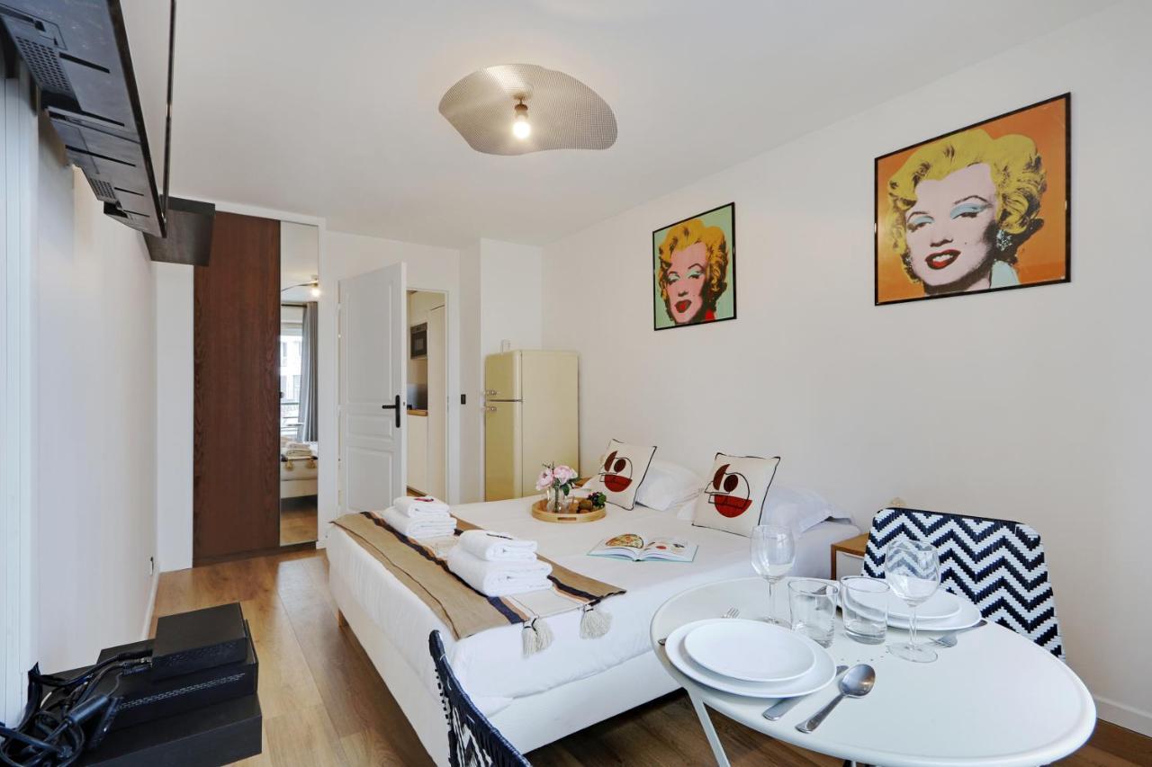 Buttes Chaumont - Sunny 2P Apartment Paris Luaran gambar