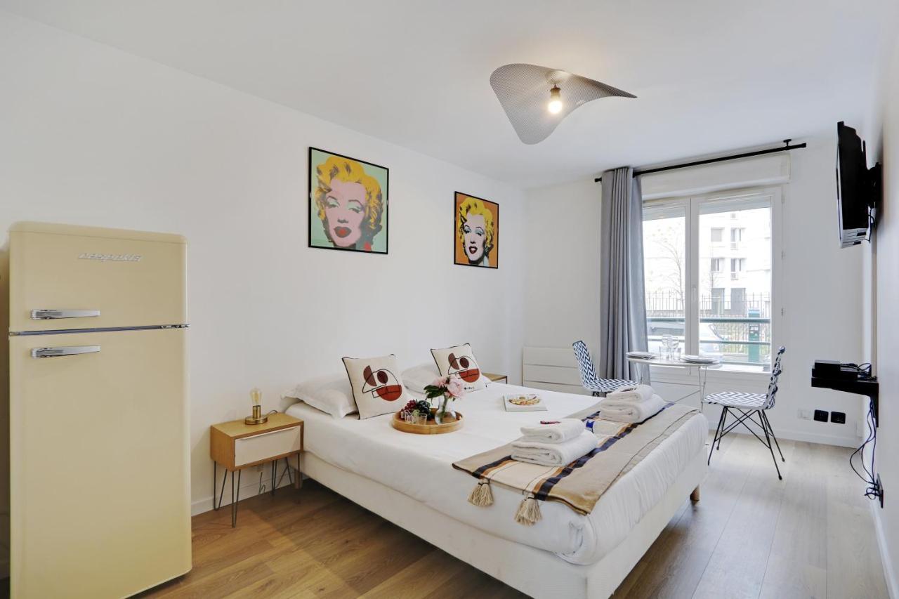 Buttes Chaumont - Sunny 2P Apartment Paris Luaran gambar